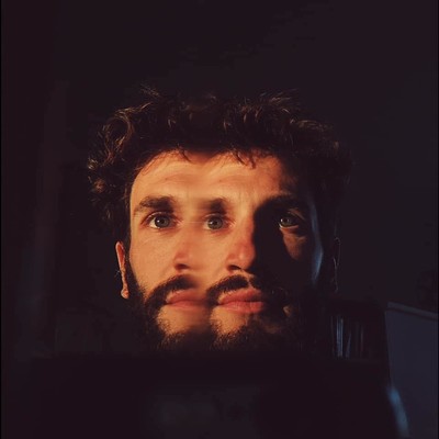 E69fd2e083 headshot