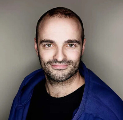 B357d09790 headshot