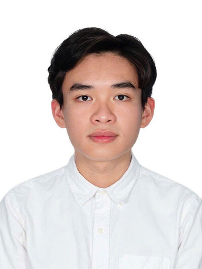 A3b92f8ccf headshot