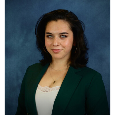 B286fa2ddb headshot